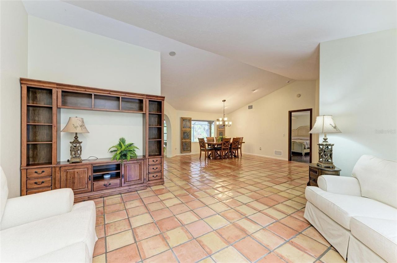 3217 Oak Grove Drive, Sarasota, FL 34243 Photo