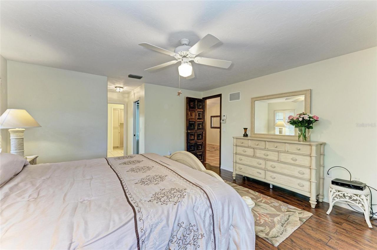 3217 Oak Grove Drive, Sarasota, FL 34243 Photo