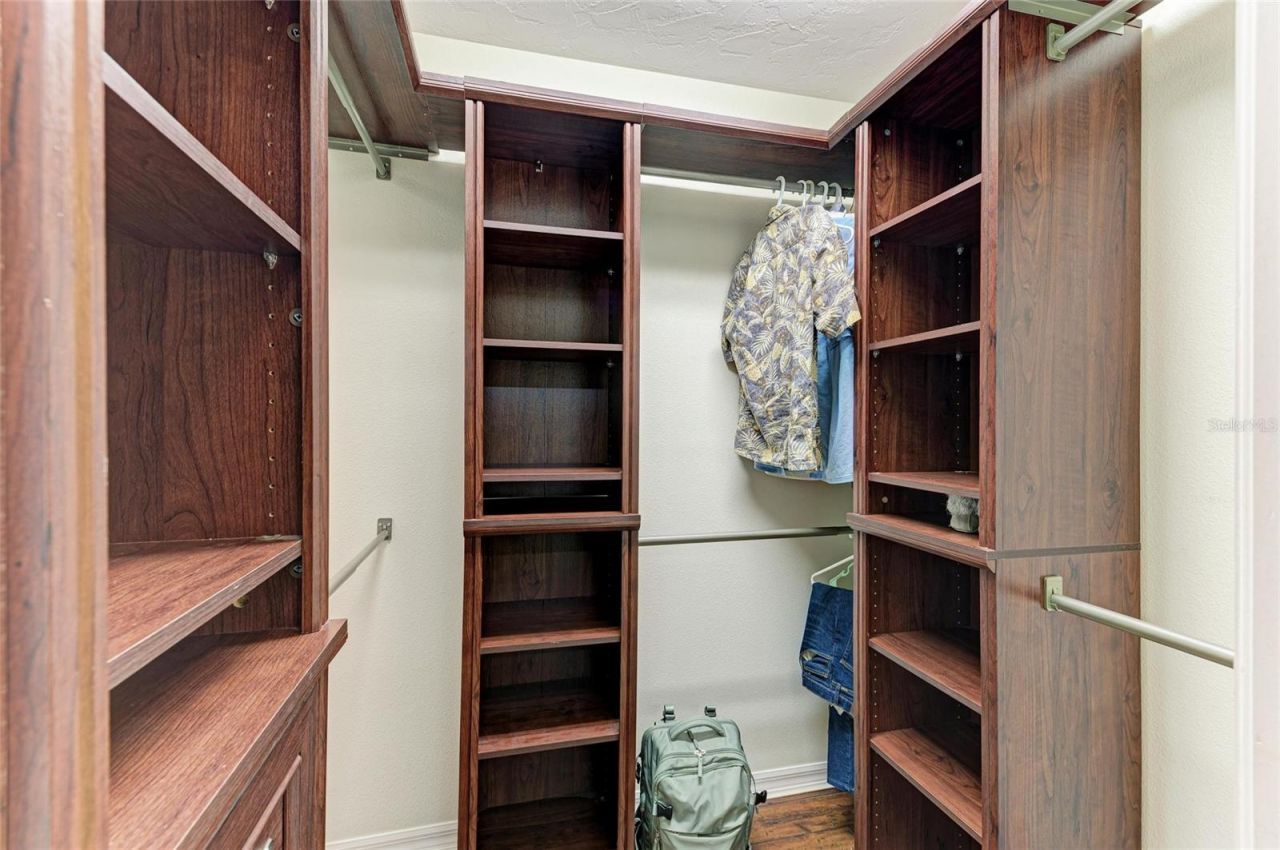 3217 Oak Grove Drive, Sarasota, FL 34243 Photo