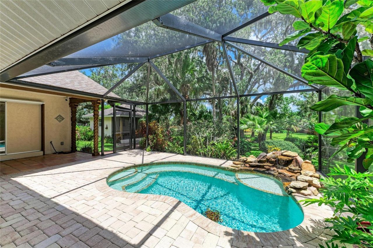 3217 Oak Grove Drive, Sarasota, FL 34243 Photo