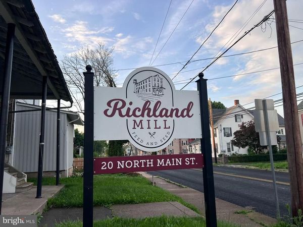 20 N MAIN STREET, RICHLANDTOWN, PA 18955