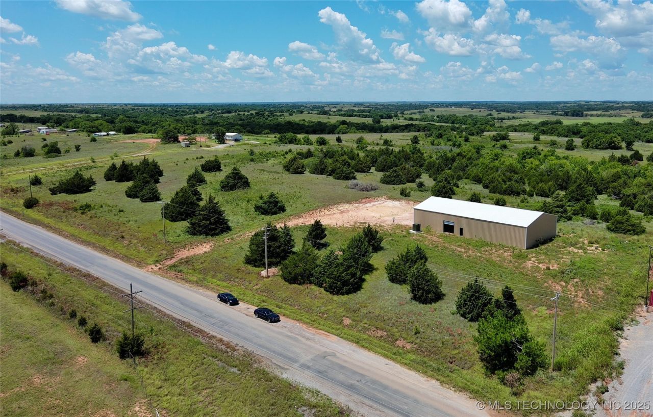 758 S Lake Road, Bradley, OK 73067 Main Photo