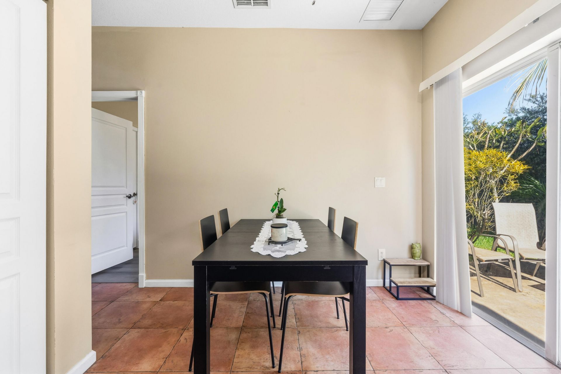 624 NE Bent Paddle Lane, Port Saint Lucie, FL 34983 Photo