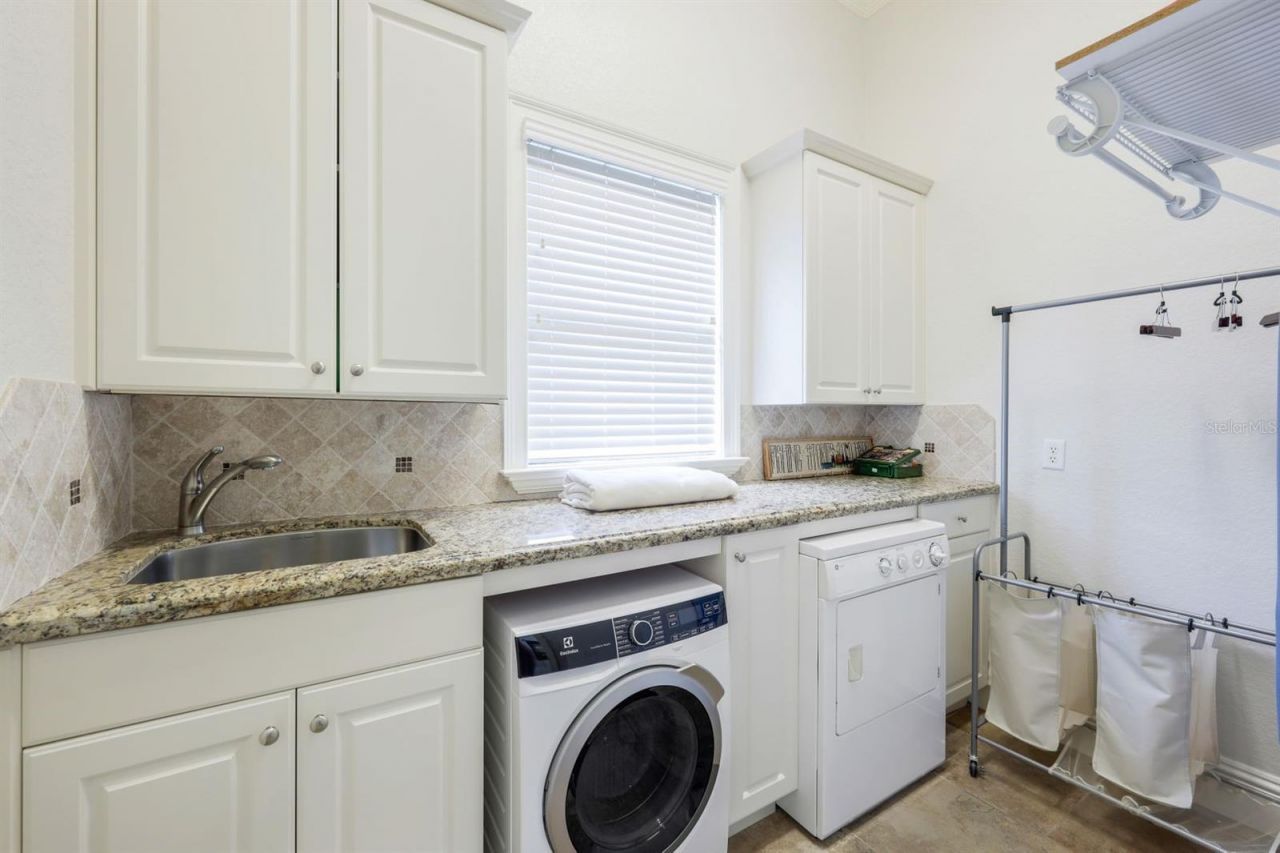 4402 SE 20th Avenue, Cape Coral, FL 33904 Photo