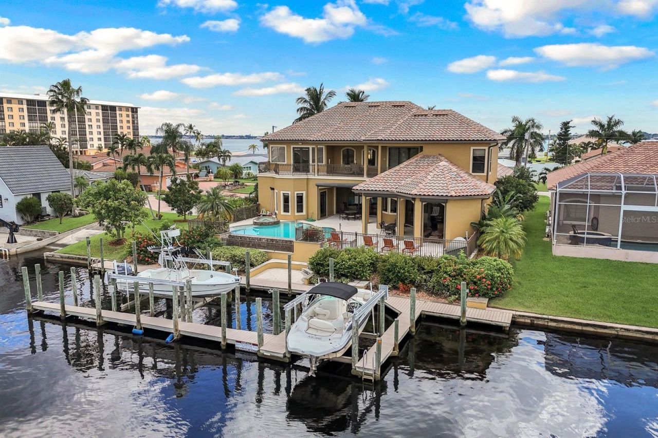 4402 SE 20th Avenue, Cape Coral, FL 33904 Photo