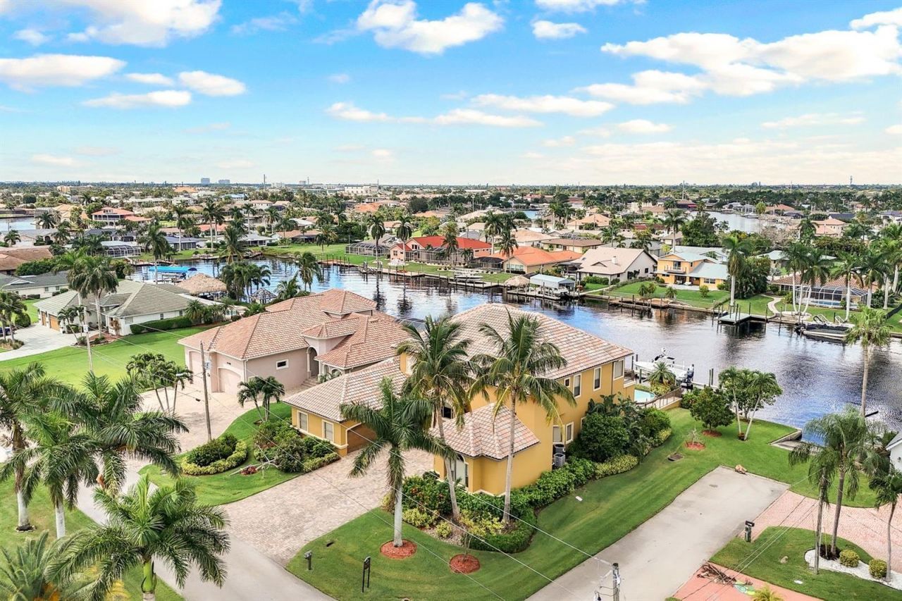 4402 SE 20th Avenue, Cape Coral, FL 33904 Photo