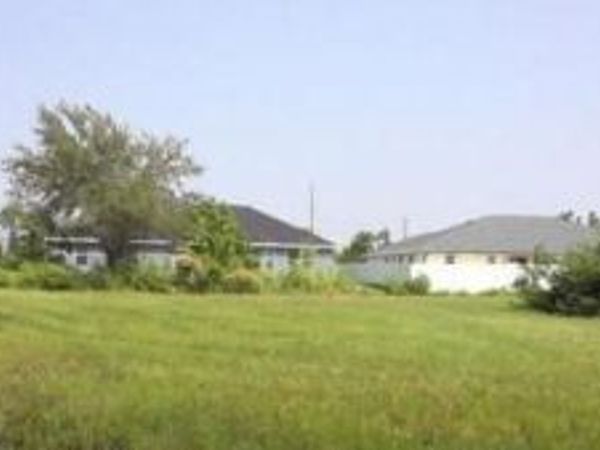 2237 SW 1ST STREET, CAPE CORAL, FL 33991