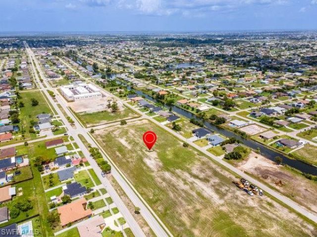 845 Trafalgar Pkwy, Cape Coral, FL 33991 Photo