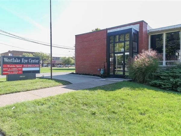 27059 Center Ridge Road, Westlake, OH 44145