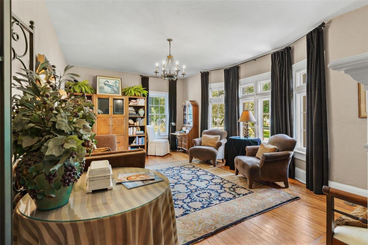 9233 Silver Lake Drive, Leesburg, FL 34788 Photo