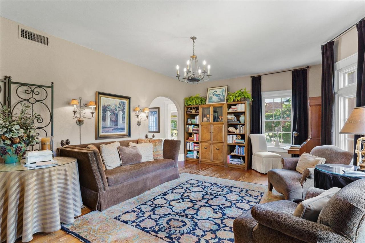 9233 Silver Lake Drive, Leesburg, FL 34788 Photo