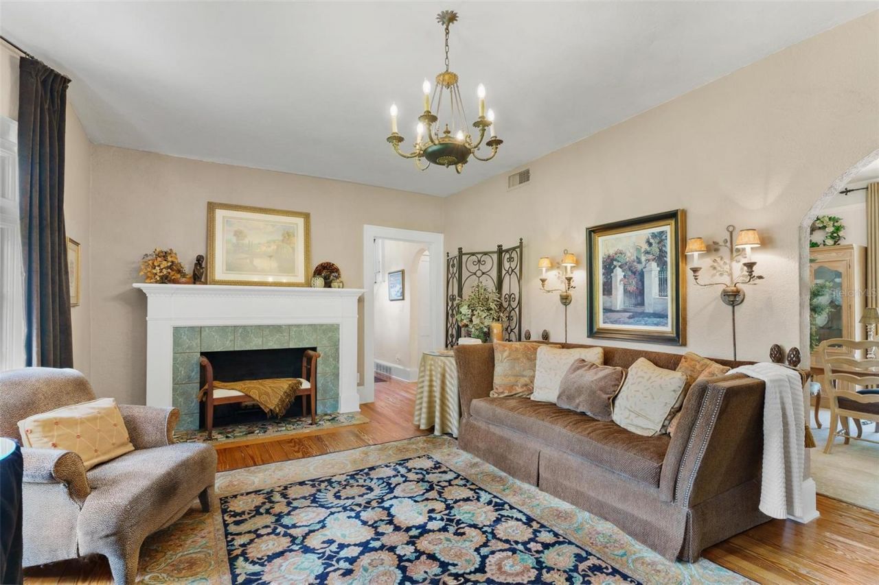 9233 Silver Lake Drive, Leesburg, FL 34788 Photo