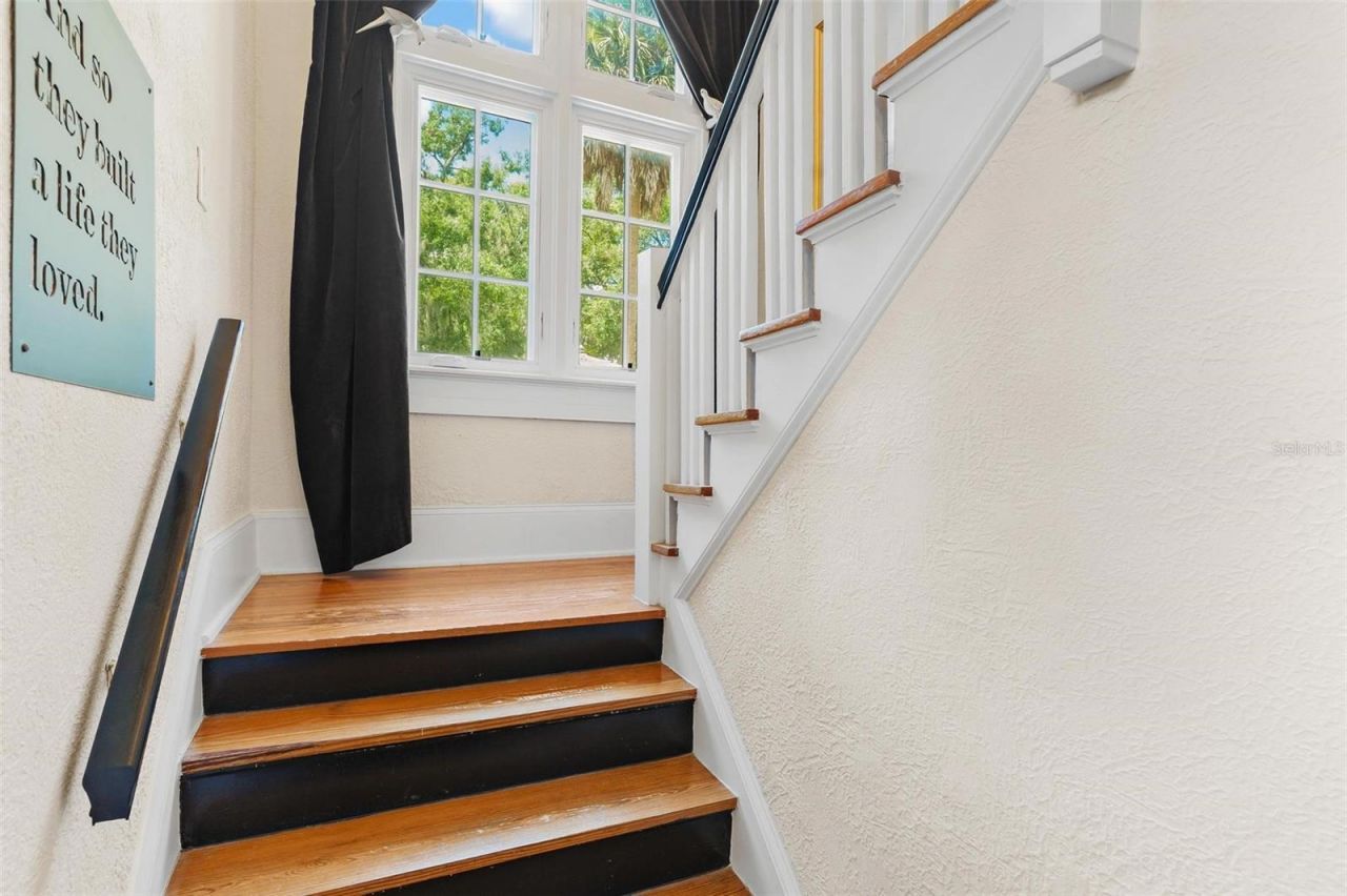 9233 Silver Lake Drive, Leesburg, FL 34788 Photo