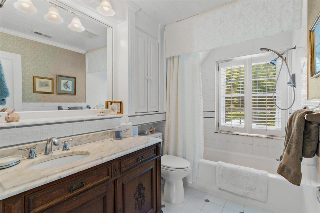 9233 Silver Lake Drive, Leesburg, FL 34788 Photo