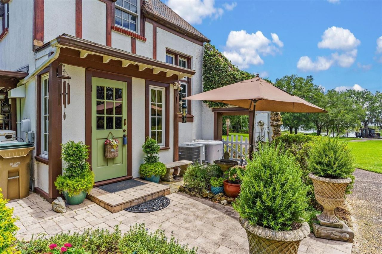 9233 Silver Lake Drive, Leesburg, FL 34788 Photo