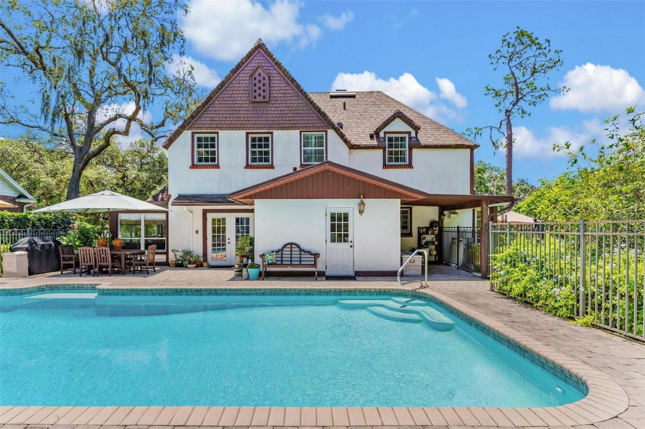 9233 Silver Lake Drive, Leesburg, FL 34788 Photo