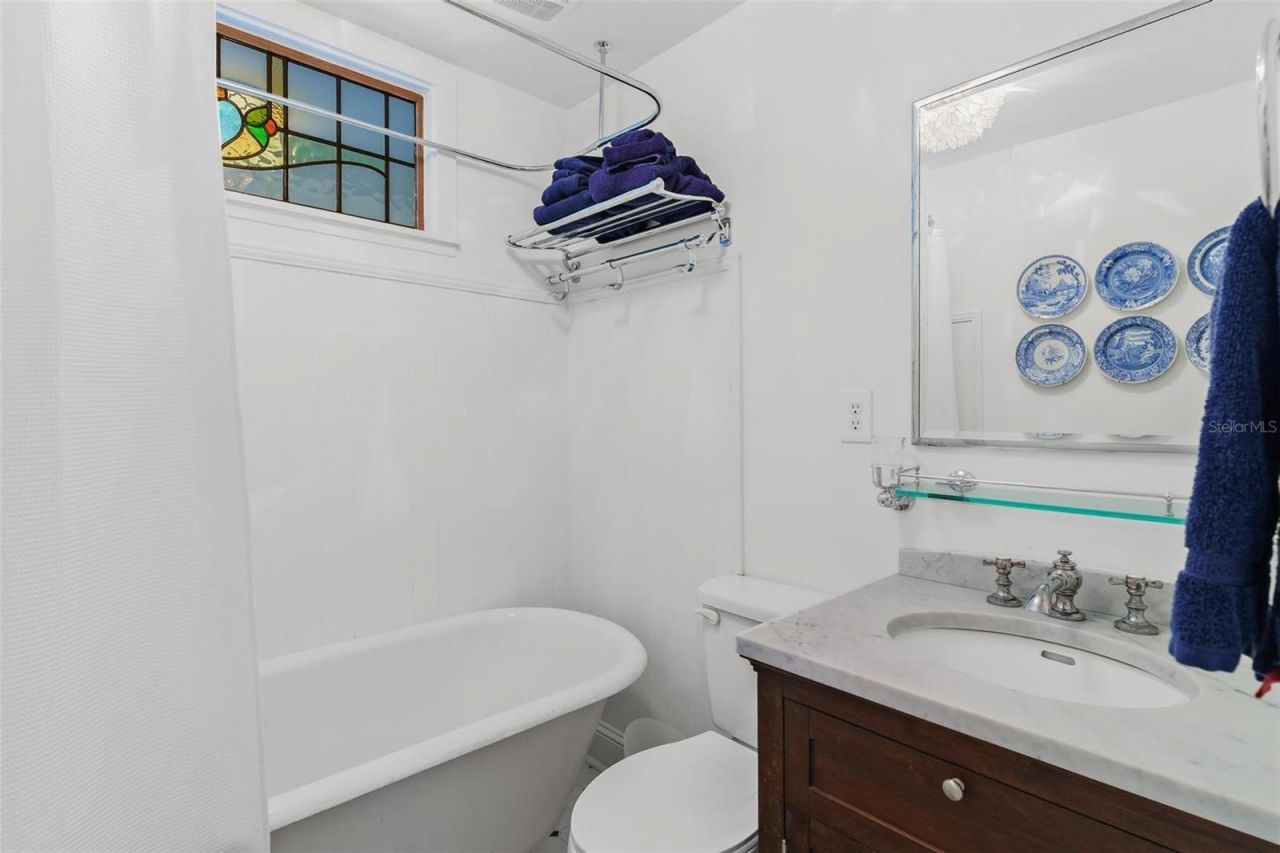 9233 Silver Lake Drive, Leesburg, FL 34788 Photo