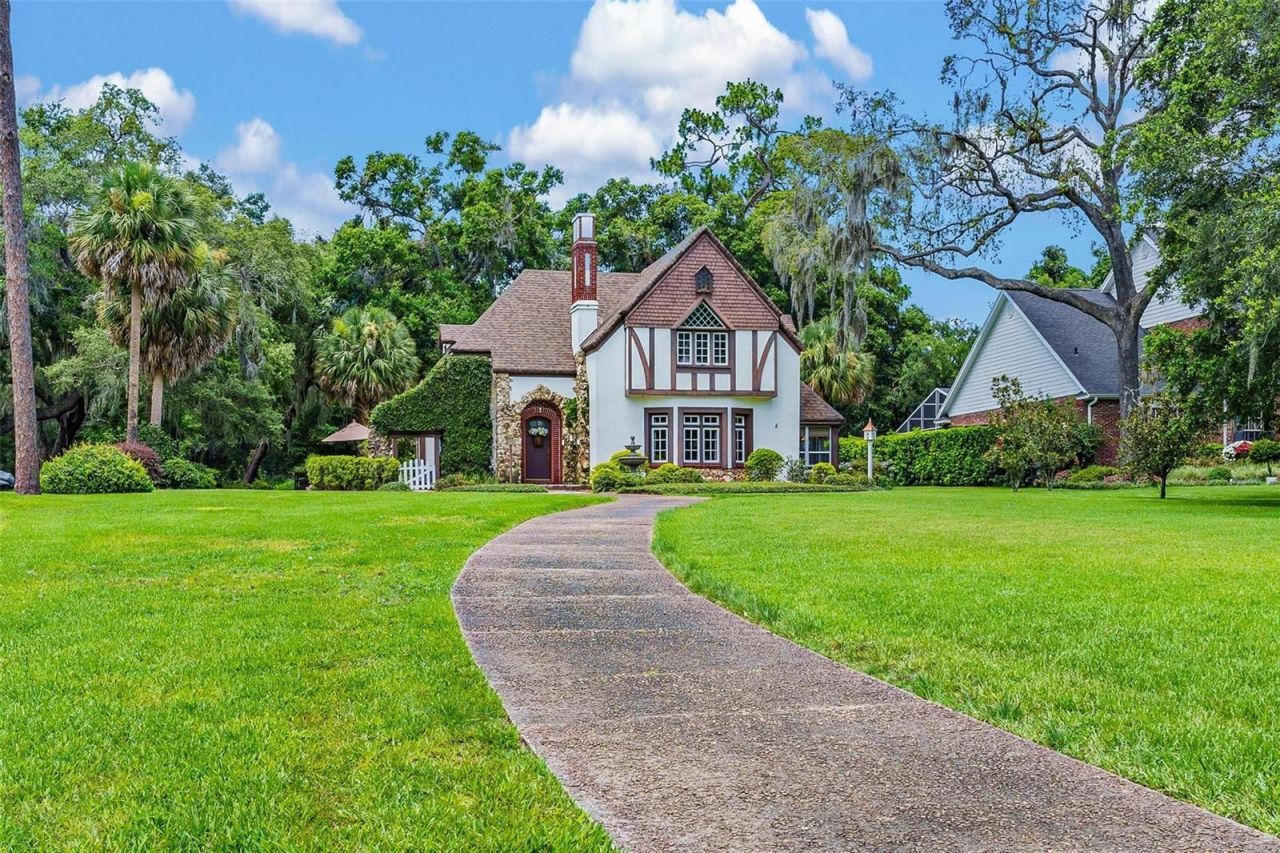 9233 Silver Lake Drive, Leesburg, FL 34788 Photo