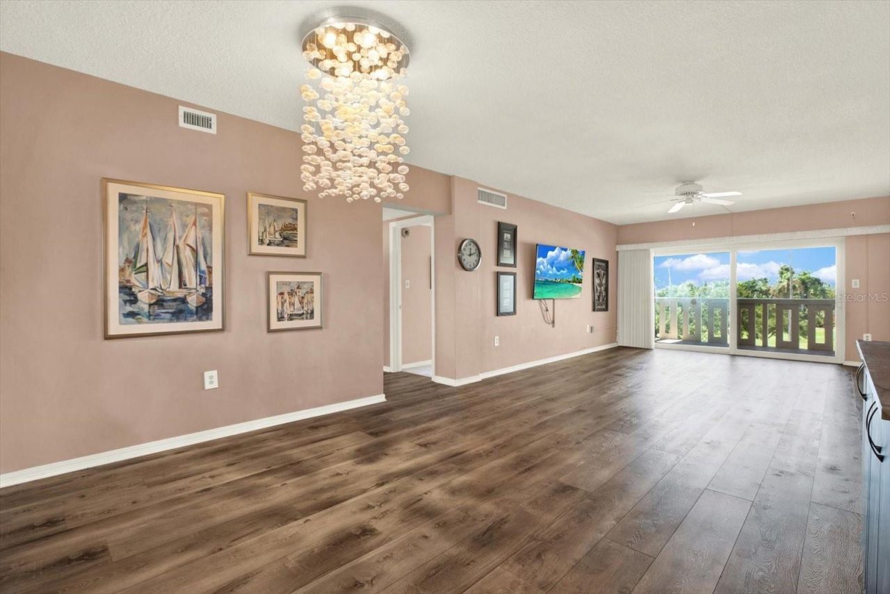 1200 N Shore Drive Ne, Unit 404, Saint Petersburg, FL 33701 Photo