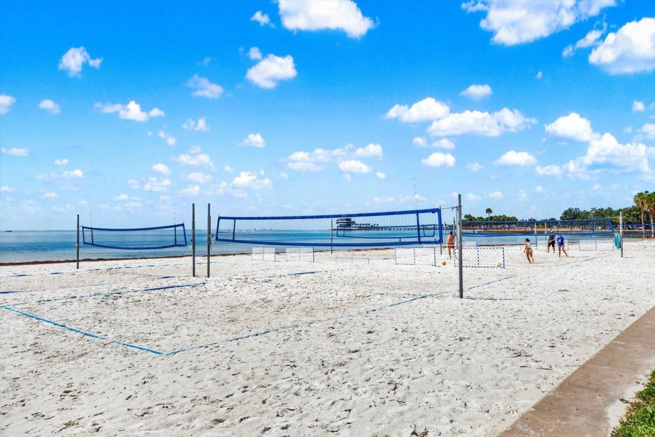 1200 N Shore Drive Ne, Unit 404, Saint Petersburg, FL 33701 Photo