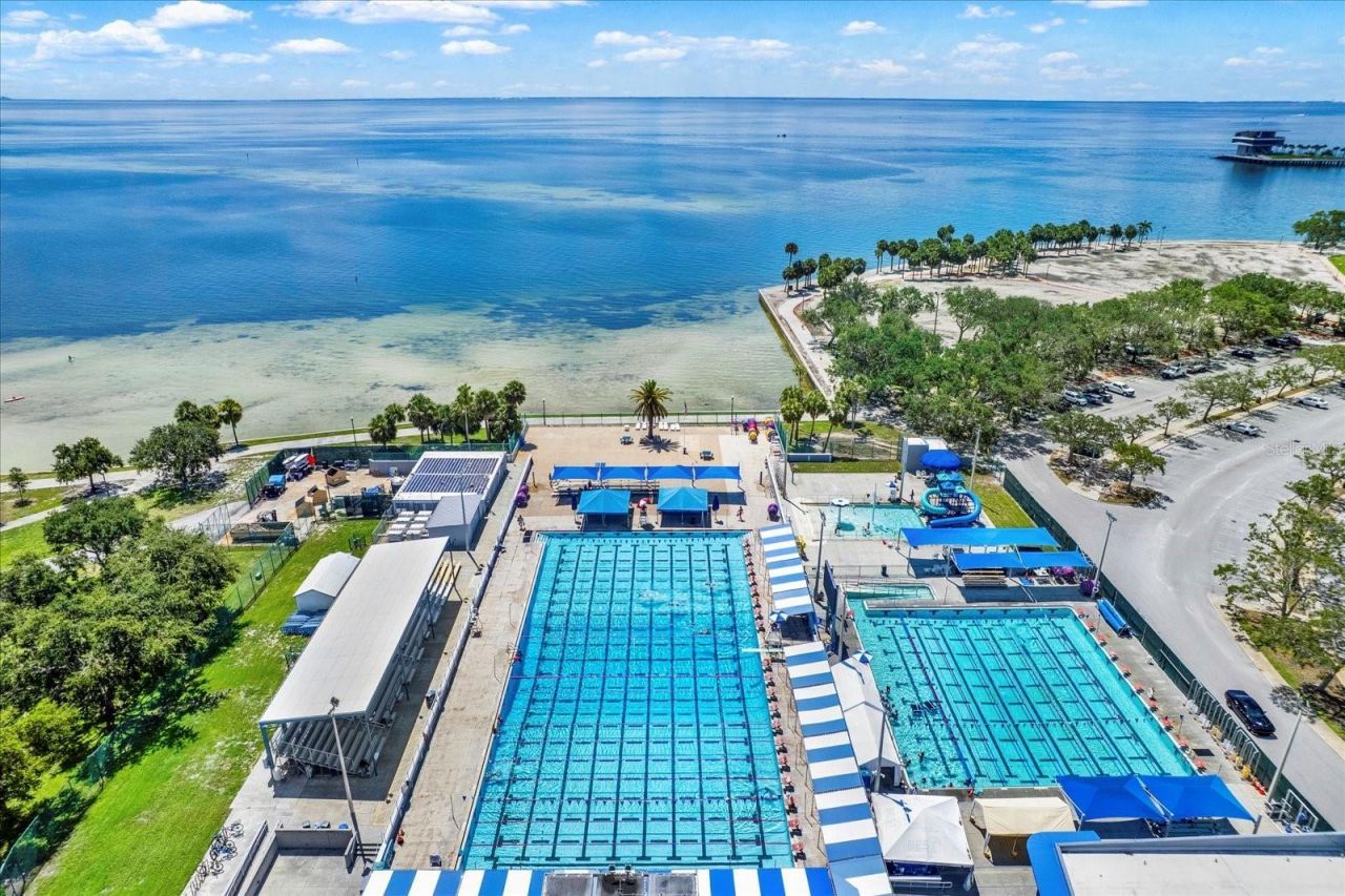 1200 N Shore Drive Ne, Unit 404, Saint Petersburg, FL 33701 Photo