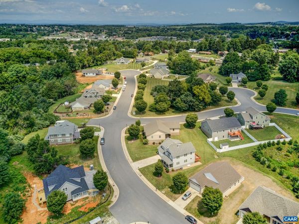2509 BELVUE RD, Waynesboro, VA 22980