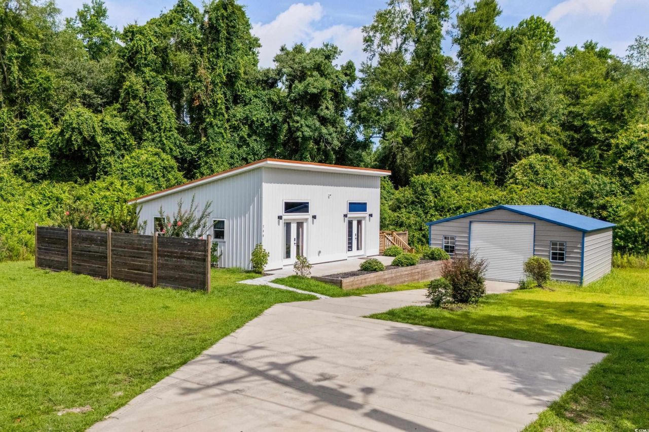 709 Highway 90 Photo 26