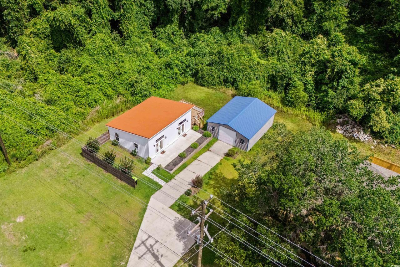 709 Highway 90 Photo 28