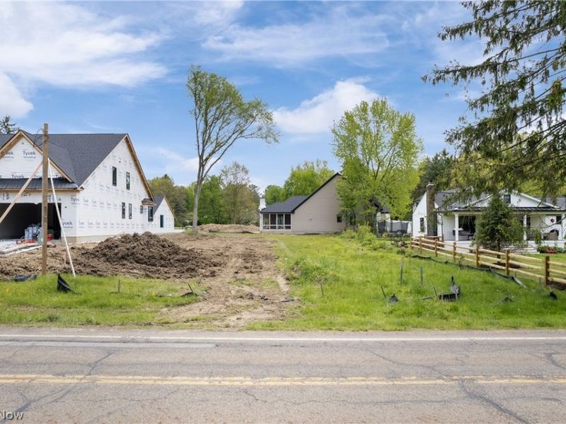 15813 Hemlock Road, Chagrin Falls, OH 44022 Photo 6