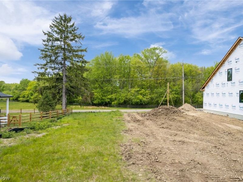 15813 Hemlock Road, Chagrin Falls, OH 44022 Photo 7