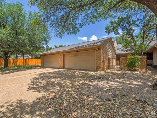 7205 Waldon DR, Unit N208, Austin, TX 78750