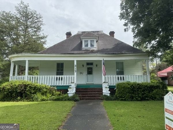 313 W Church Street, Fort Valley, GA 31030