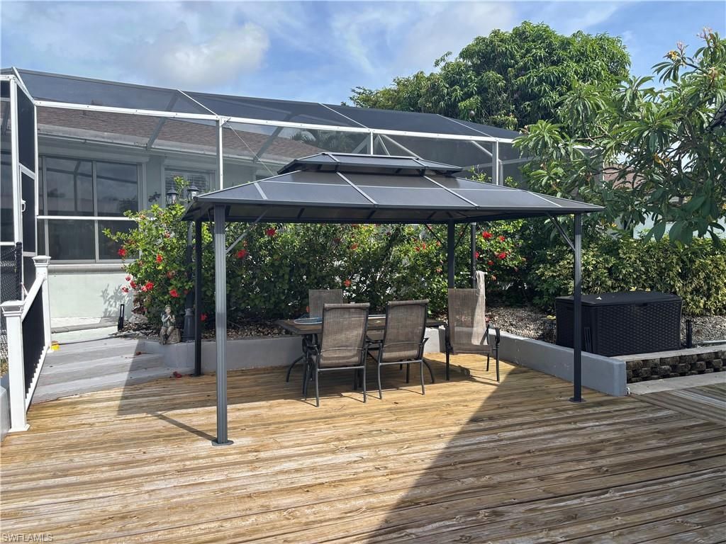 1951 SE 32nd St, Cape Coral, FL 33904 Photo