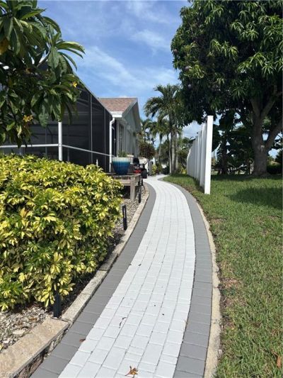 1951 SE 32nd St, Cape Coral, FL 33904 Photo