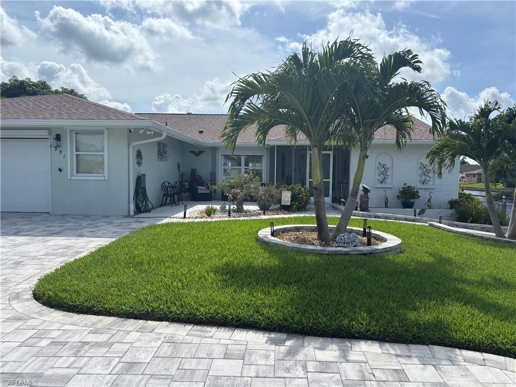 1951 SE 32nd St, Cape Coral, FL 33904 Photo