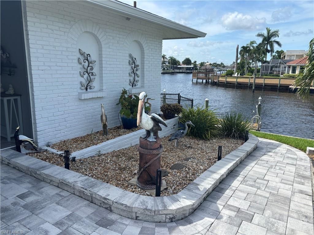 1951 SE 32nd St, Cape Coral, FL 33904 Photo
