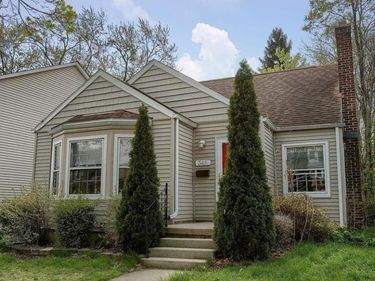 348 E MAPLEHURST Street, Ferndale, MI 48220