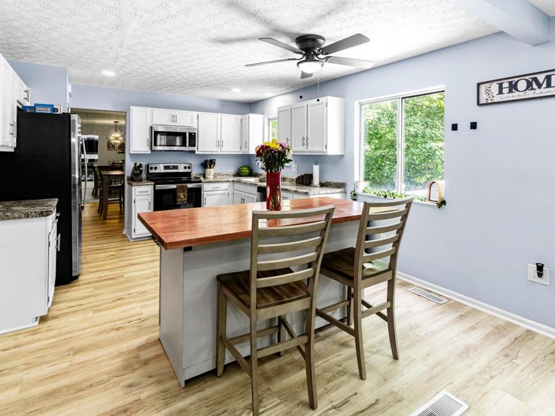 440 Doverwood Drive, Reynoldsburg, OH 43068 Photo 7