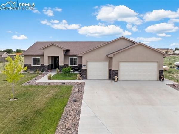 1087 S Greenway Drive, Pueblo West, CO 81007