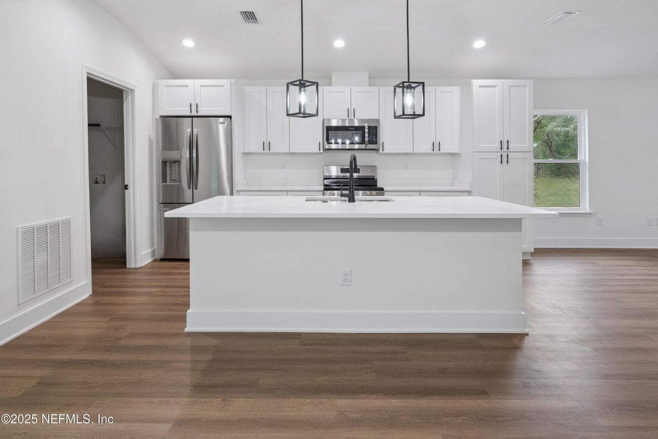 1264 Coral Farms Road, Florahome, FL 32140 Photo