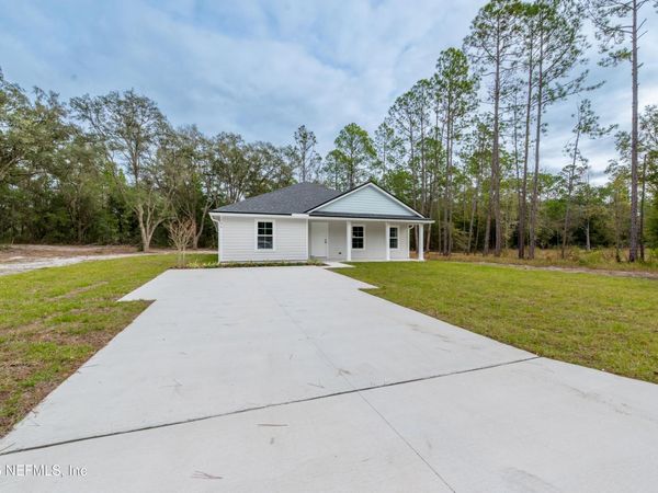 106 COLUMBIA Avenue, Florahome, FL 32140