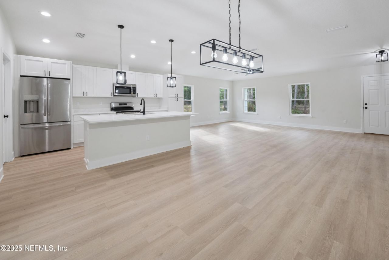 106 Columbia Avenue, Florahome, FL 32140 Photo