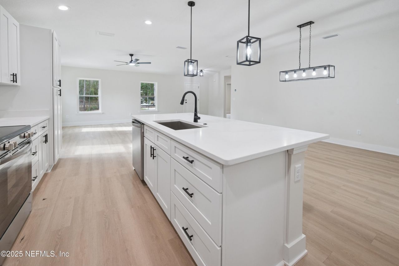 106 Columbia Avenue, Florahome, FL 32140 Photo