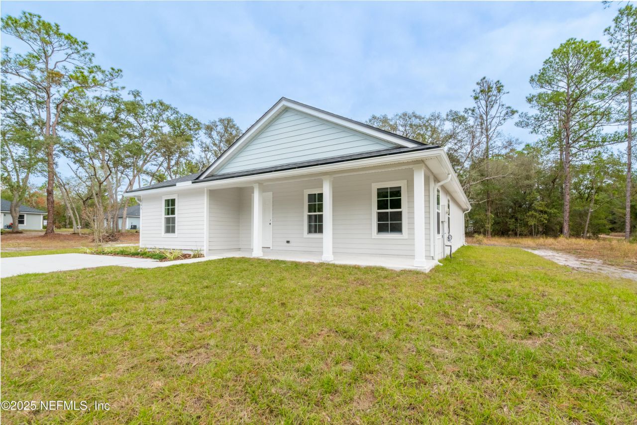 106 Columbia Avenue, Florahome, FL 32140 Photo