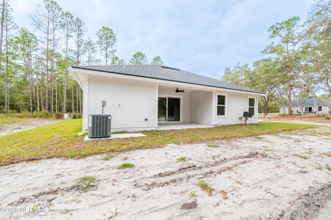 106 Columbia Avenue, Florahome, FL 32140 Photo