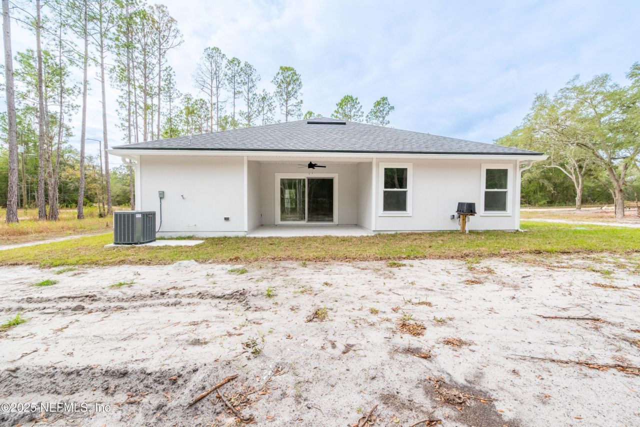 106 Columbia Avenue, Florahome, FL 32140 Photo