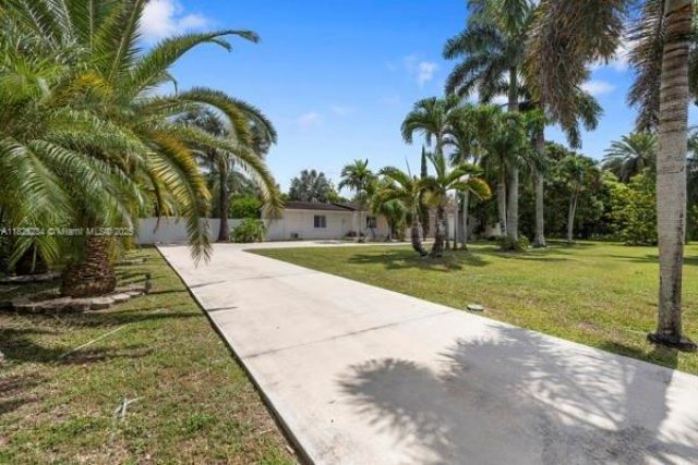 17975 SW 232nd St, Miami, FL 33170 Photo