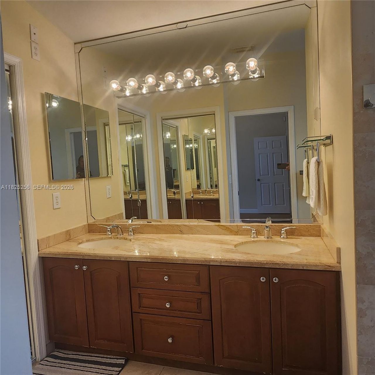 2017 NW 182nd Ave, Pembroke Pines, FL 33029 Photo