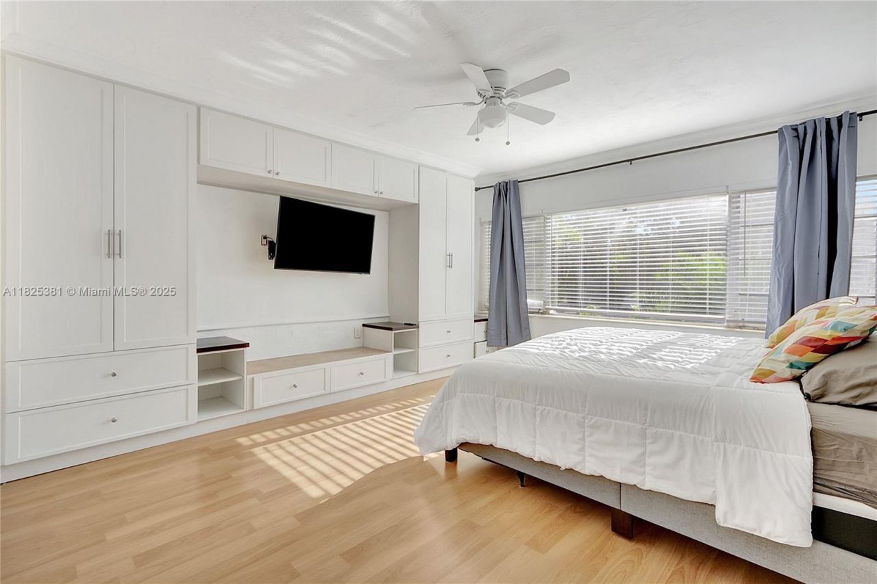 33 SW 20th Rd, Unit ., Miami, FL 33129 Photo