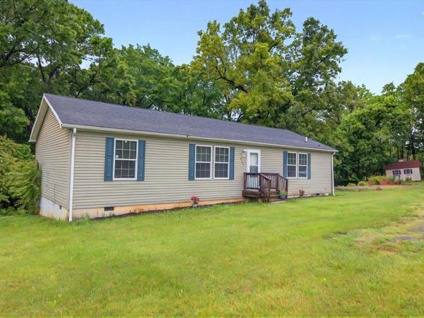 4767 S OX RD, EDINBURG, VA 22824